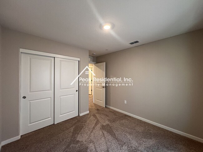 Building Photo - 2973 Bowery Ln