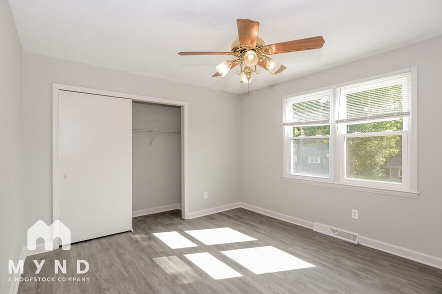 Building Photo - 310 Witten Ln