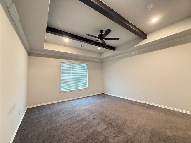 Building Photo - 805 Carlock Dr