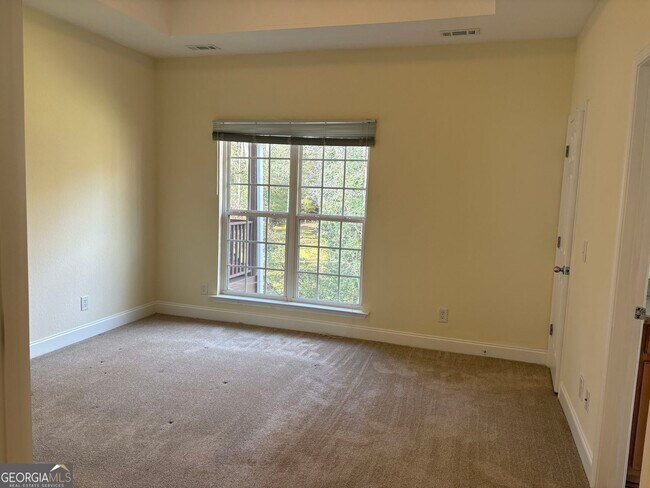 Building Photo - 74 Lockerbie Ct