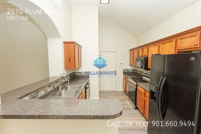 Building Photo - 2570 Plum Creek Dr