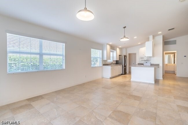 Building Photo - 7872 Umberto Ct