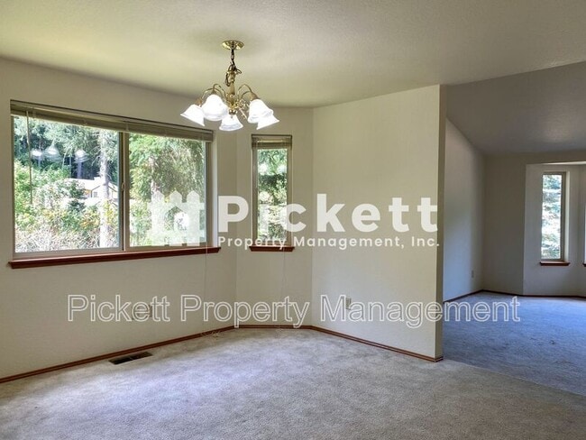 Building Photo - 10659 Wharf Pl NW