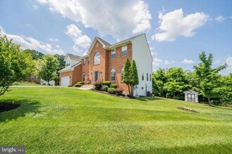 Building Photo - 1401 Windjammer Ct