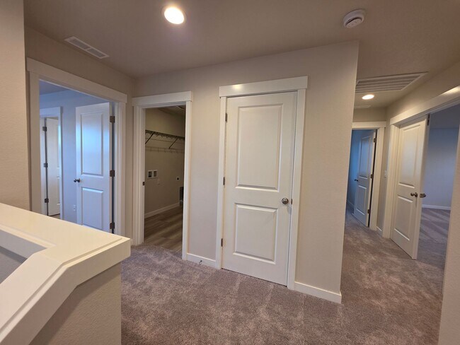 Building Photo - BRAND NEW!! 5-Bedroom Scouters Mountain Home!