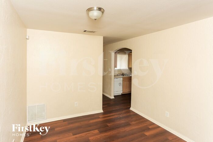 Building Photo - 5305 Jordan Ridge Dr