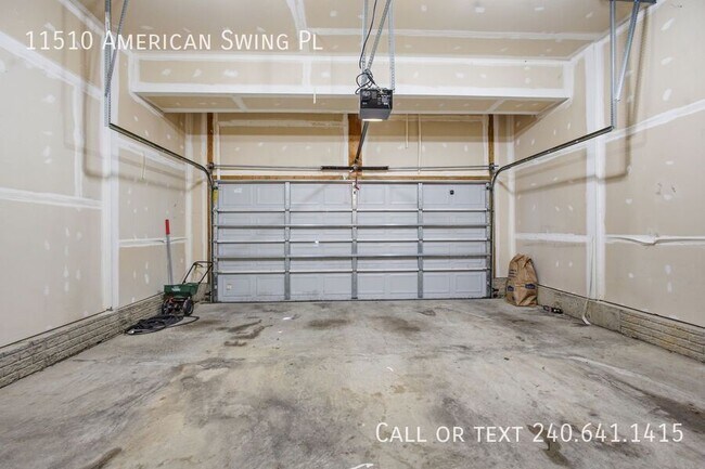 Building Photo - 11510 American Swing Pl