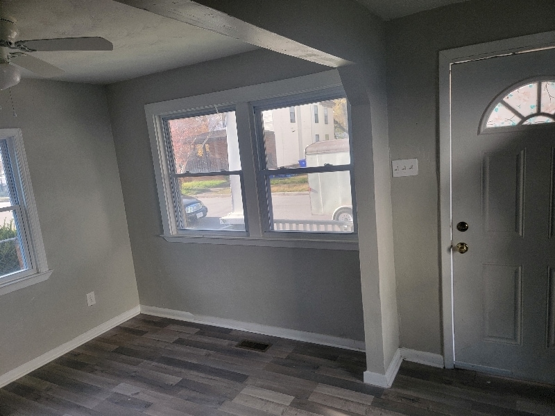 Building Photo - 410 Middlesex St