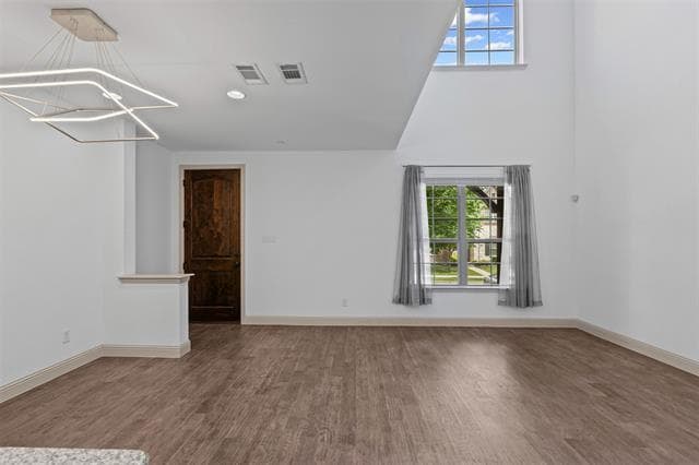 Building Photo - 3012 Gaylord Dr