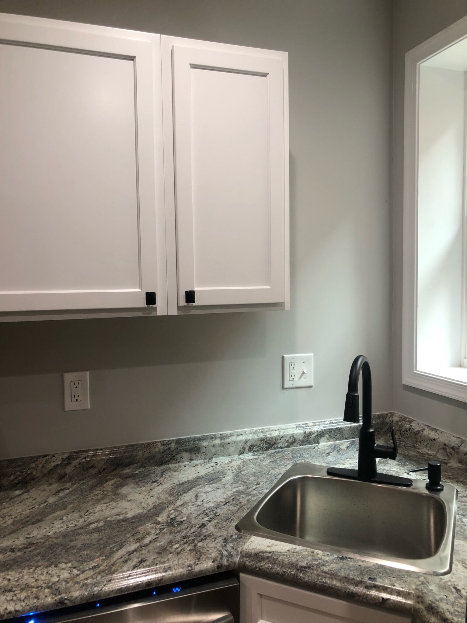 Kitchen - 2737 Maryland Ave