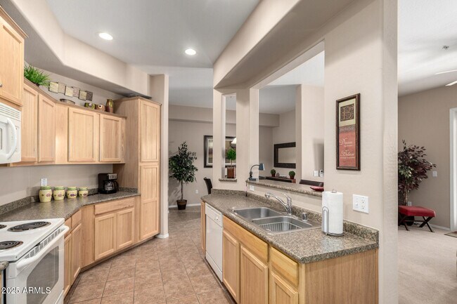 Building Photo - 14575 W Mountain View Blvd