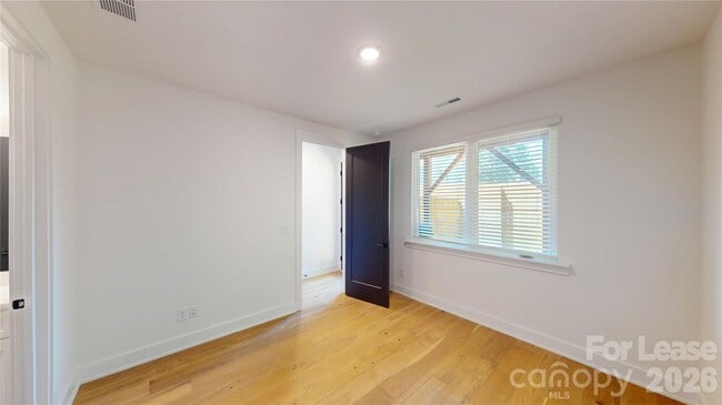 Building Photo - 156 Mattoon St