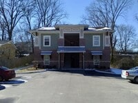 Building Photo - Student Housing  on Female Floor
1BD 1BA with common area for rent