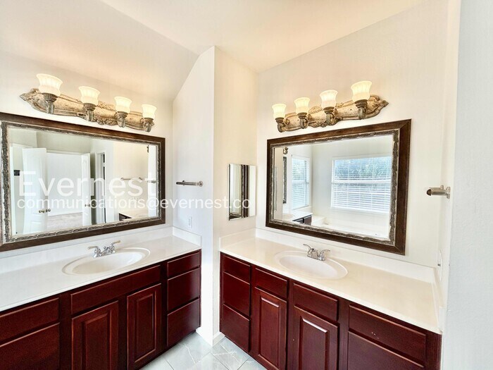 Building Photo - 6458 Riverside Dr