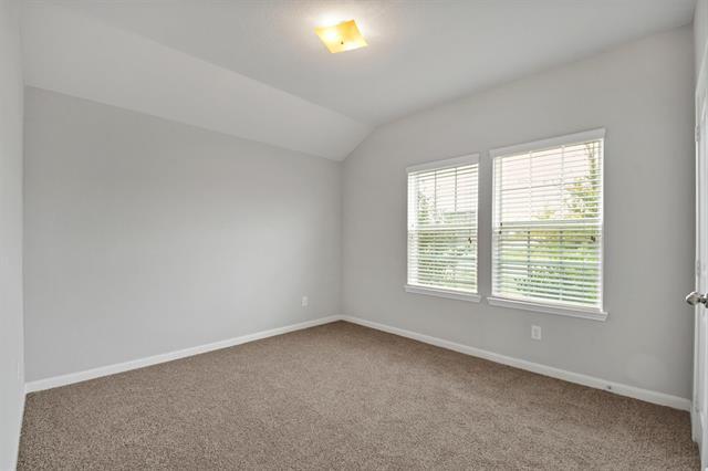 Building Photo - 5100 Royal Springs Dr