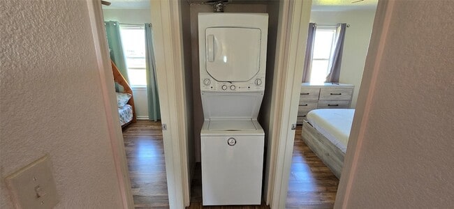 Building Photo - 16506 Blackbeard Rd