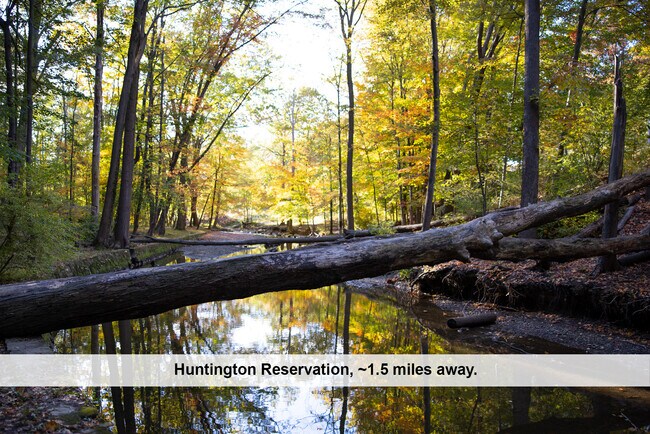 Building Photo - 345 Kenilworth Rd