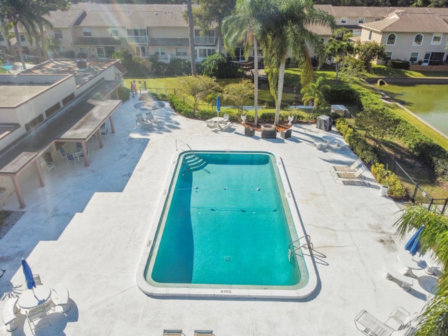 Building Photo - 9700 Starkey Rd