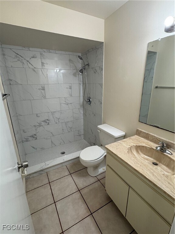 Building Photo - 727 SW 39th St