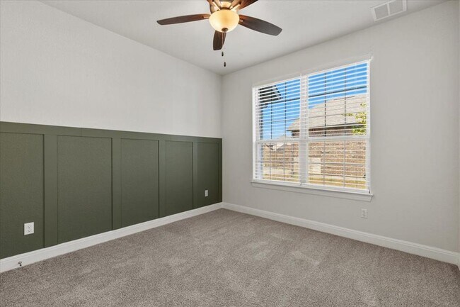 Building Photo - 540 Faith Dr