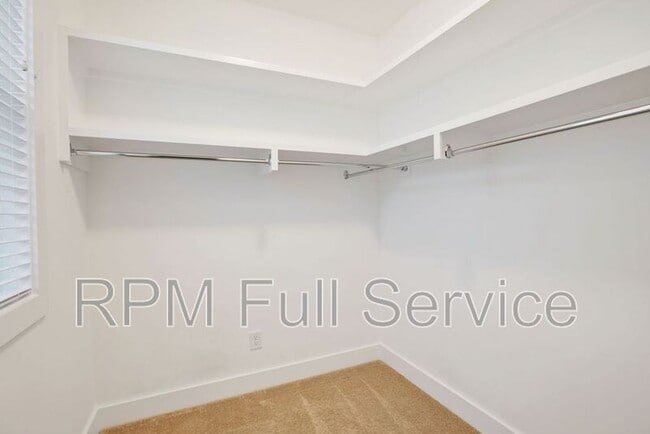 Building Photo - 508 Vernon Cir