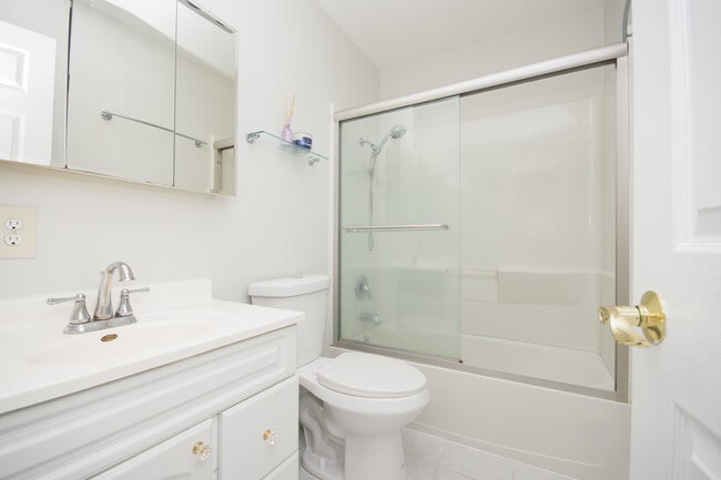 Building Photo - 317 Arapahoe Trail