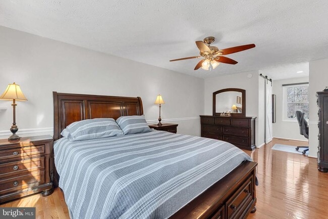 Building Photo - 8271 Raindrop Way