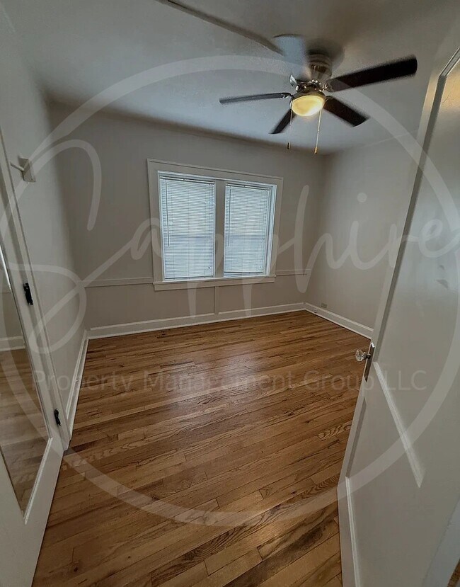 Building Photo - 853 Barnett Ave