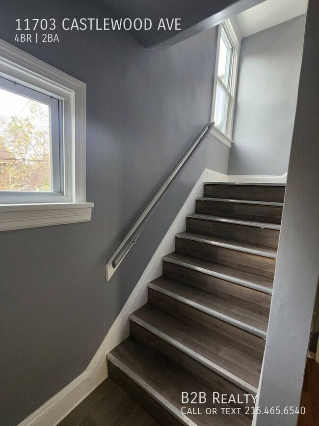 Building Photo - 11703 Castlewood Ave