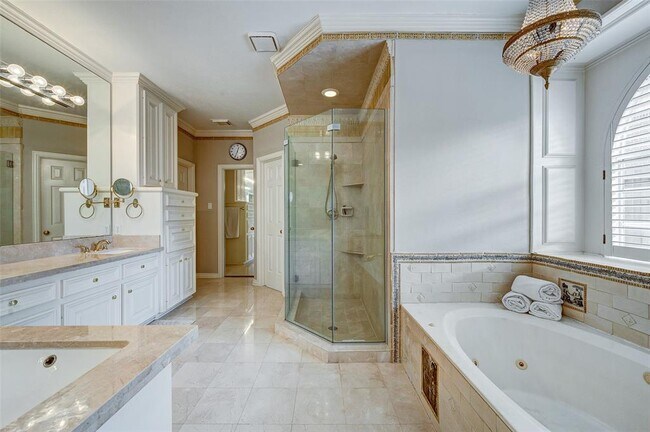 Building Photo - 618 Timber Cir