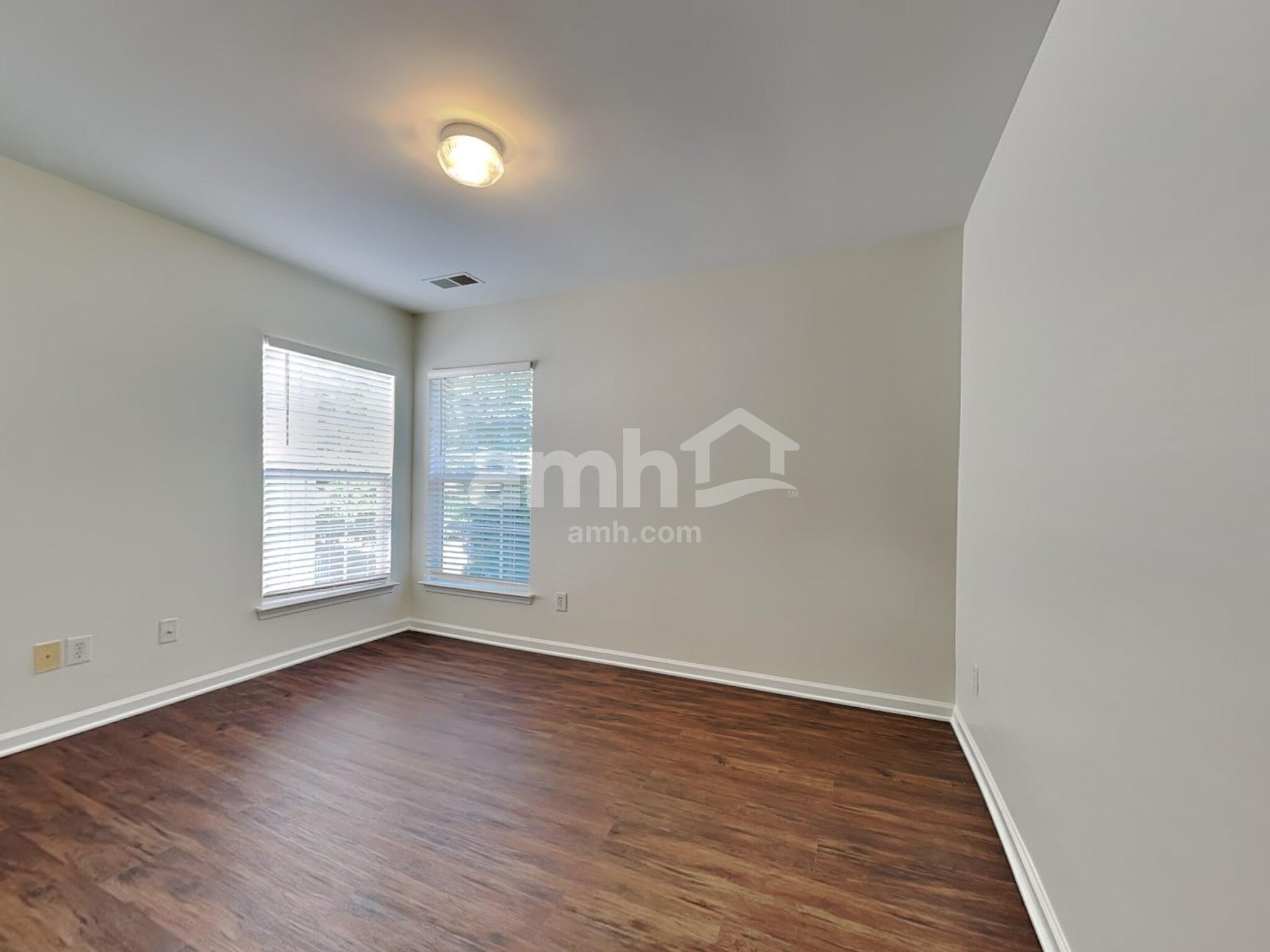 Building Photo - 129 Autry Ave