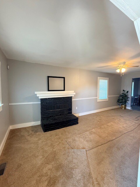 Building Photo - 2524 35th Ave N