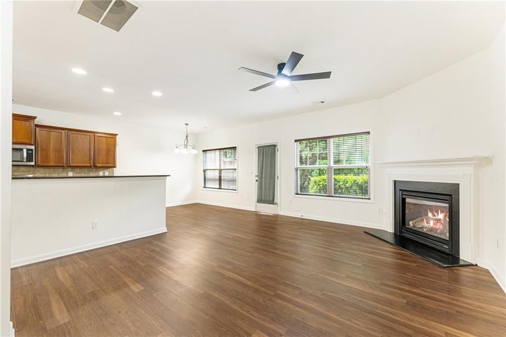 Building Photo - 13294 Kemper Rd