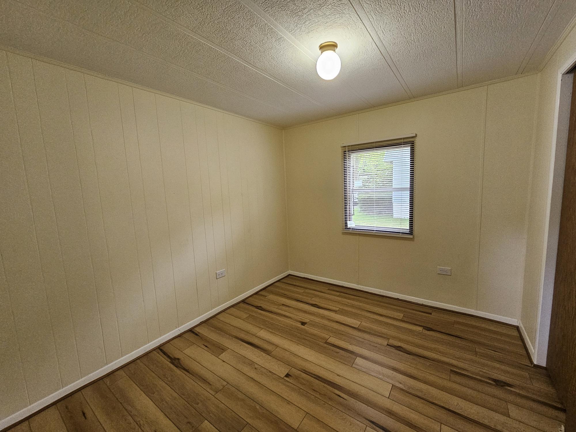 Building Photo - 224 Blossom Ln