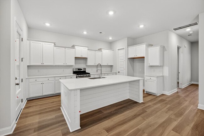 Building Photo - 174 Maritime Way