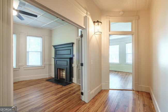 Building Photo - 243 Boulevard