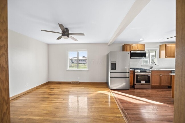 Building Photo - 1585 Peace Pl