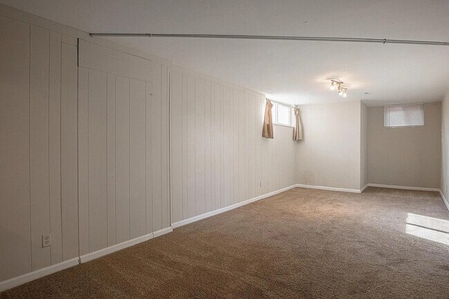 Building Photo - Charming duplex in Platt Park for rent