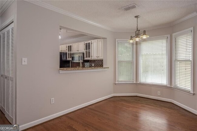 Building Photo - 501 Defoors Landing NW