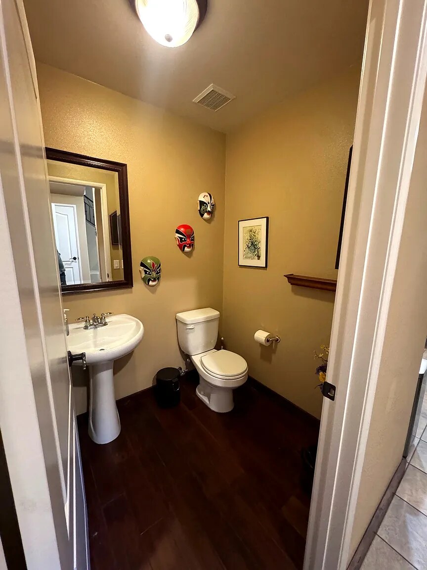 Building Photo - 16728 Tim Ln