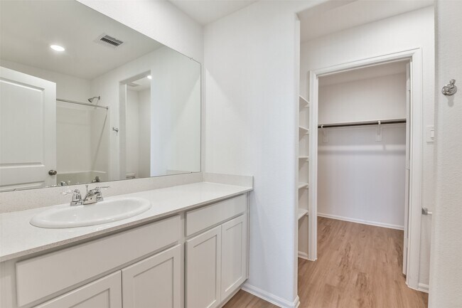 Building Photo - 18927 Jasper Rdg Dr