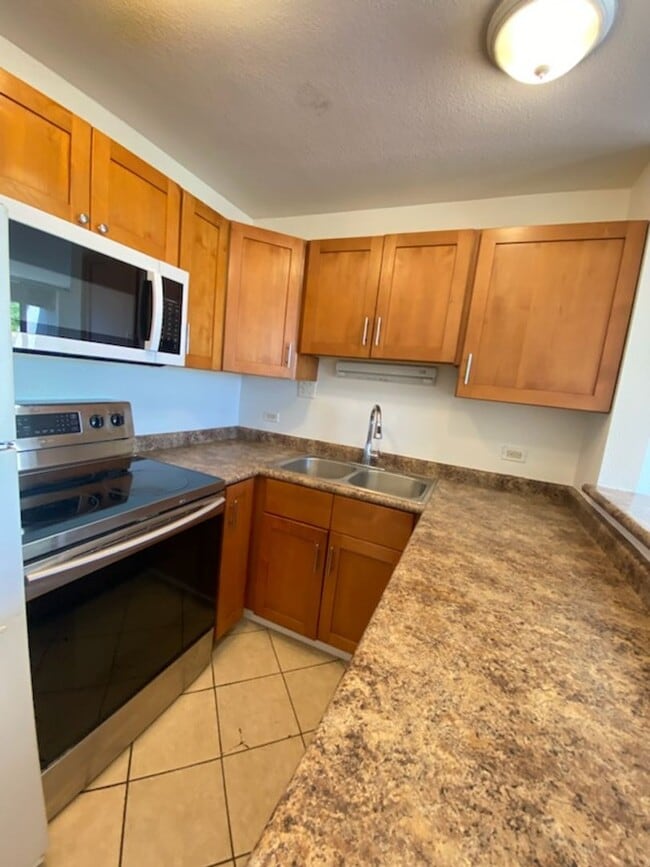 Building Photo - Central Location with Great Ocean and Mountain Views (509 Pio Drive)