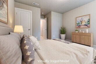 Building Photo - Beautiful Newer Construction Home! 3 Maste...