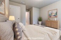 Building Photo - Beautiful Newer Construction Home! 3 Maste...