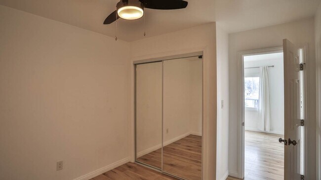 Building Photo - East LA duplex