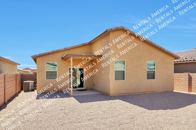 Building Photo - 6325 S Crescent Peak Dr