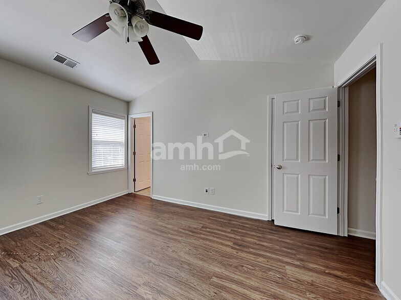 Building Photo - 4019 Tarrant Trace Cir