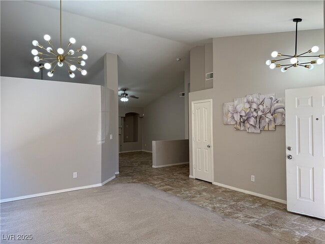 Building Photo - 1044 Thornfield Ln
