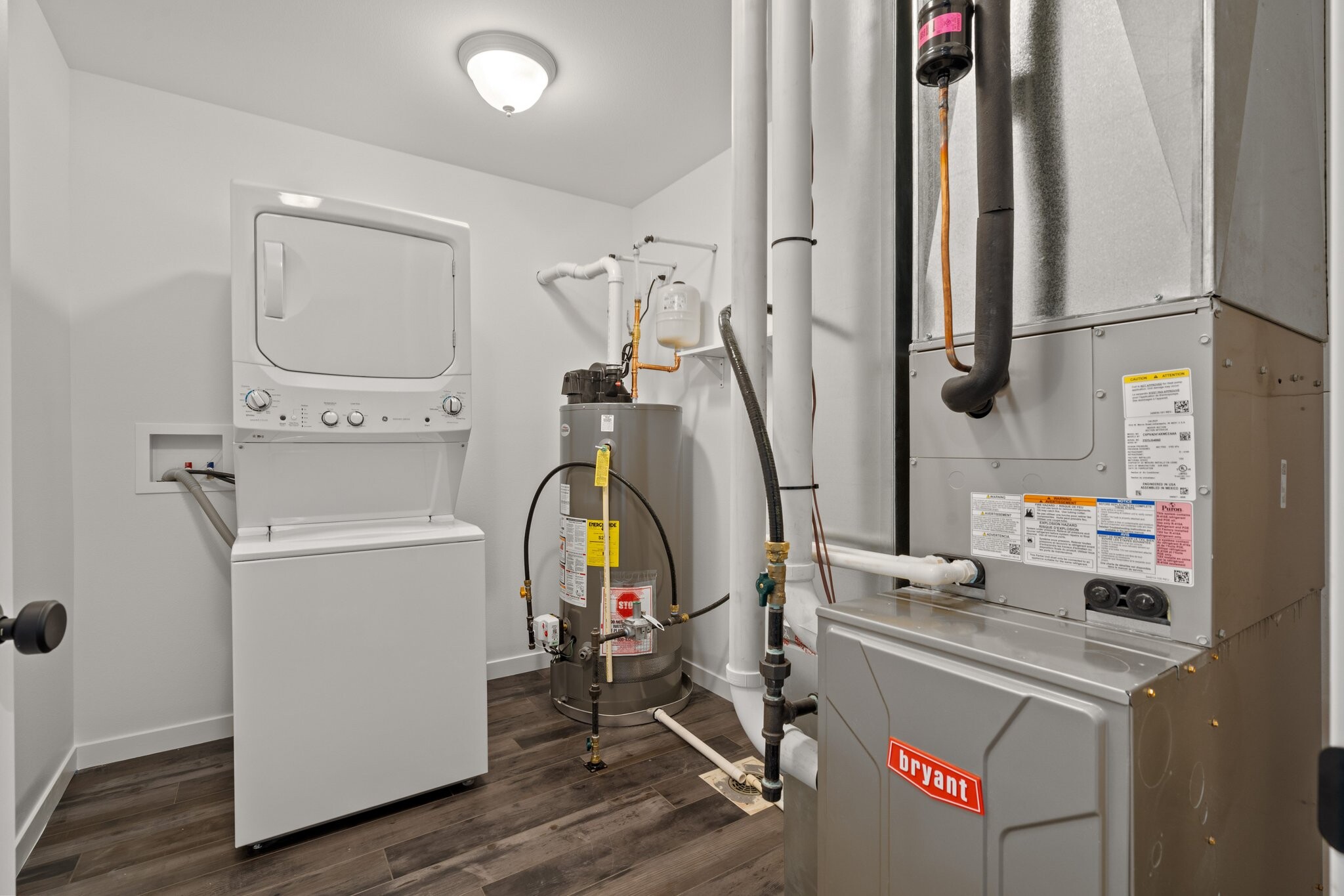 Building Photo - 7204 Thunder Vly Dr