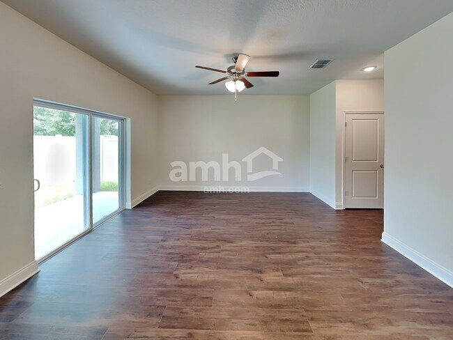 Building Photo - 6202 Little Blf Cir